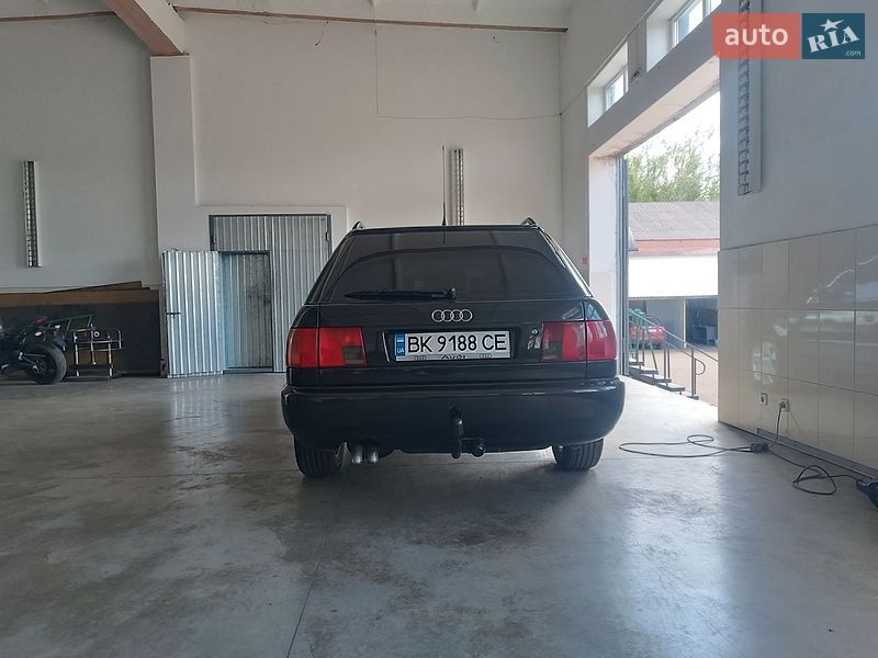 Универсал Audi A6 1996 в Ровно