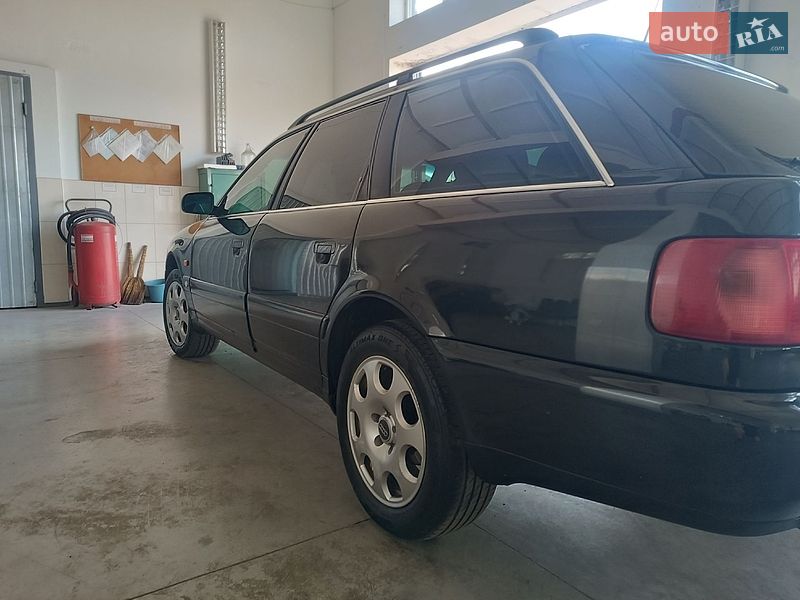 Универсал Audi A6 1996 в Ровно