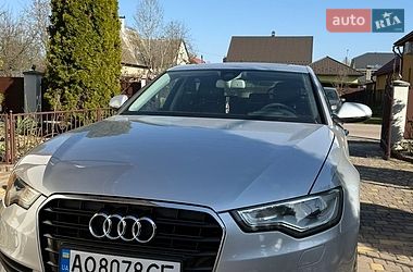 Седан Audi A6 2012 в Тячеве