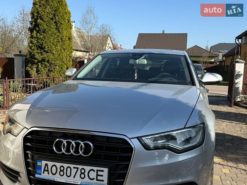 Седан Audi A6 2012 в Тячеве