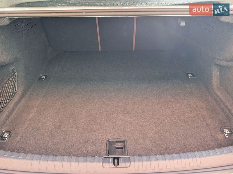 Седан Audi A6 2020 в Львові