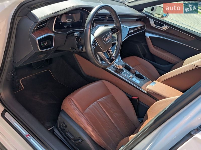 Седан Audi A6 2020 в Львові
