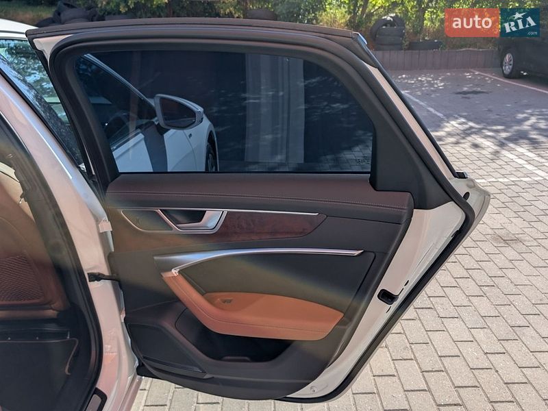 Седан Audi A6 2020 в Львові
