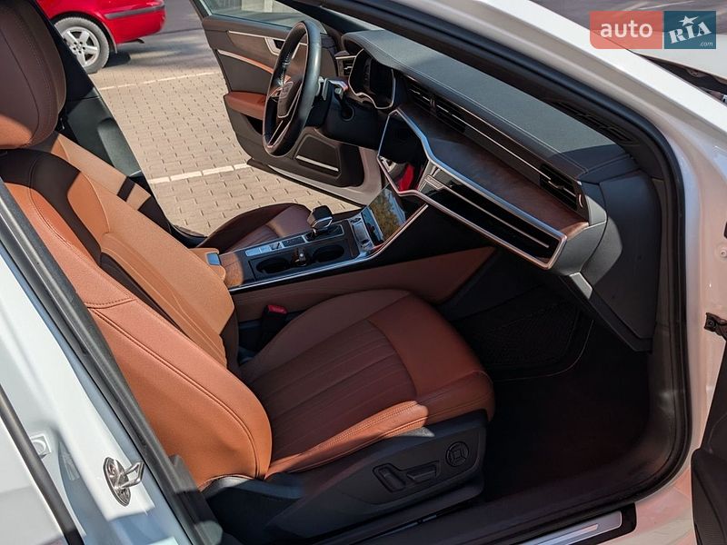 Седан Audi A6 2020 в Львові