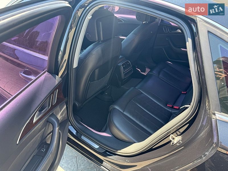 Седан Audi A6 2012 в Ивано-Франковске