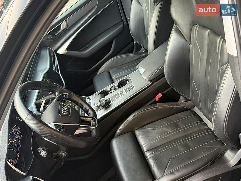 Седан Audi A6 2019 в Луцке
