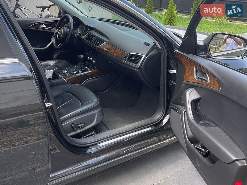 Седан Audi A6 2014 в Стрию