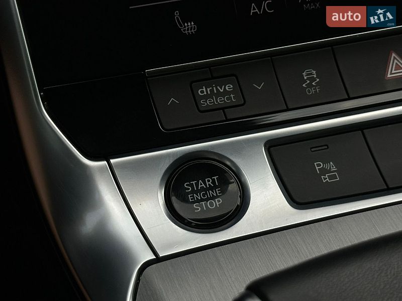 Седан Audi A6 2022 в Львові