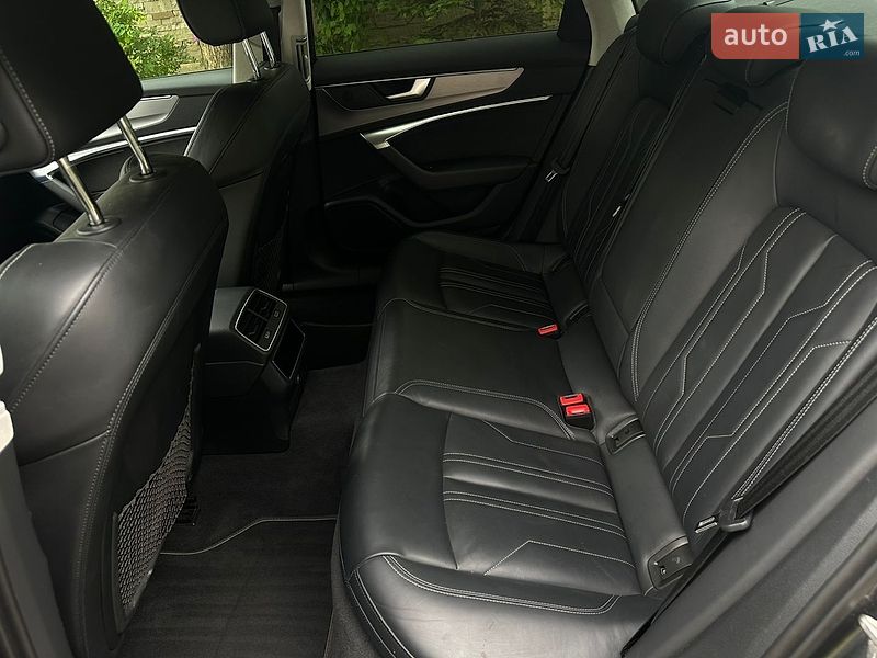 Седан Audi A6 2022 в Львові