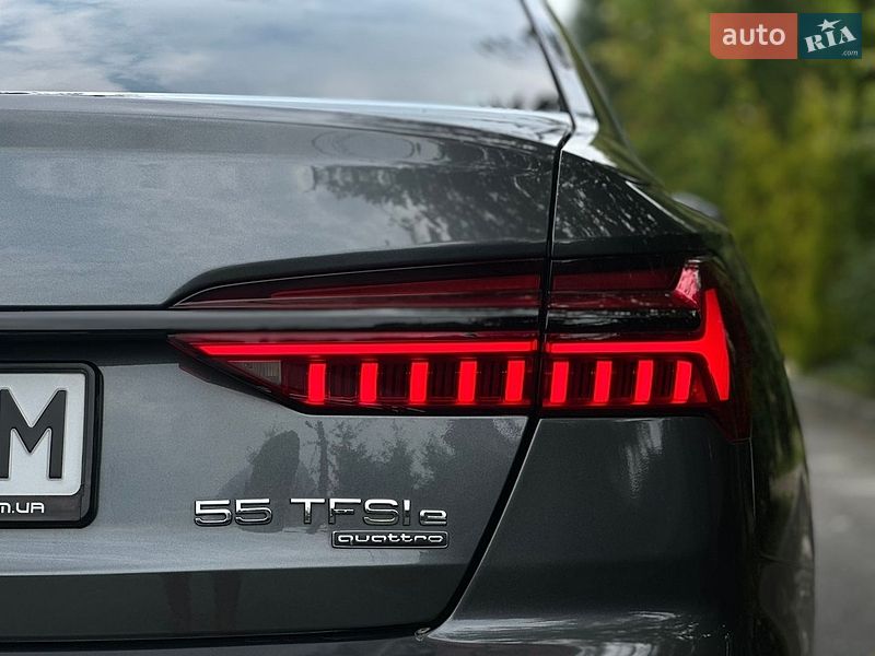 Седан Audi A6 2022 в Львові