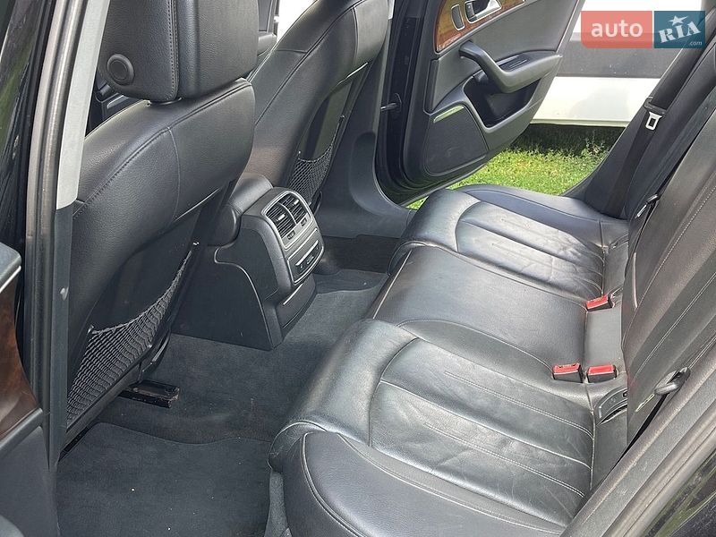 Седан Audi A6 2014 в Стрию