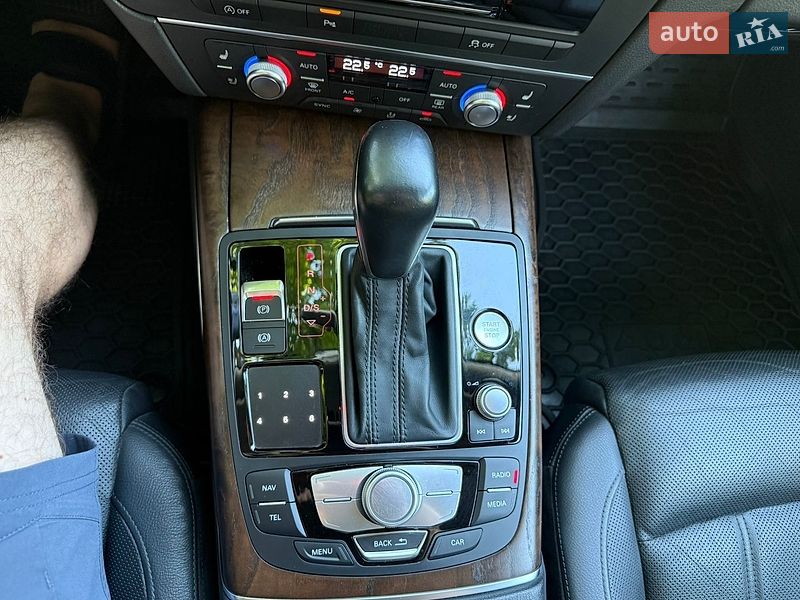 Седан Audi A6 2015 в Хмельницком