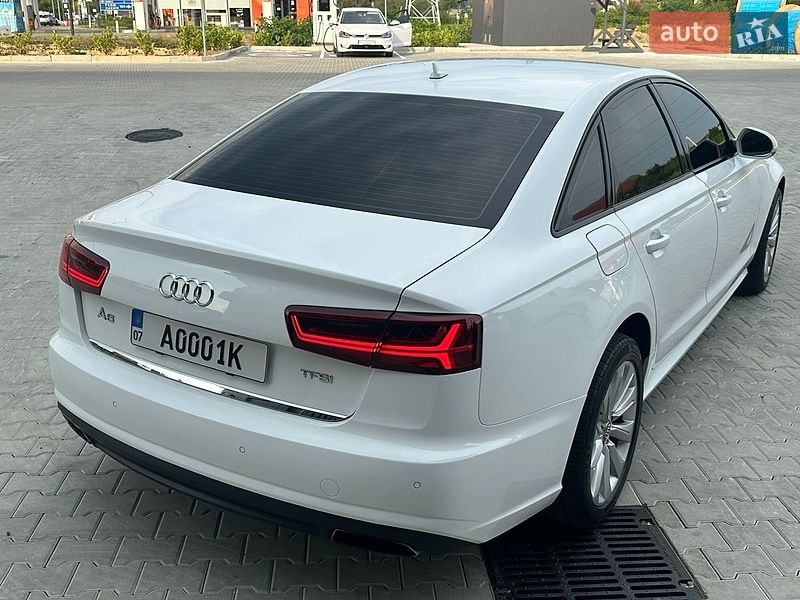 Седан Audi A6 2016 в Мукачевому