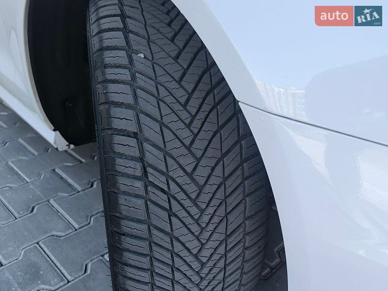 Седан Audi A6 2015 в Тернополі