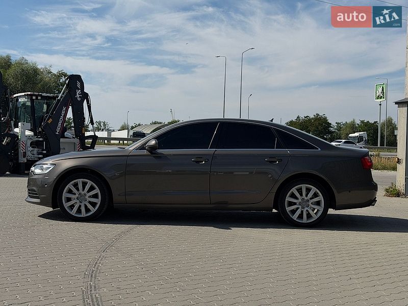 Седан Audi A6 2012 в Львові