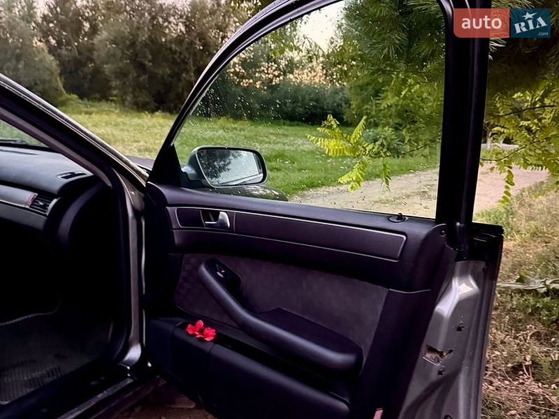 Универсал Audi A6 2002 в Дубно