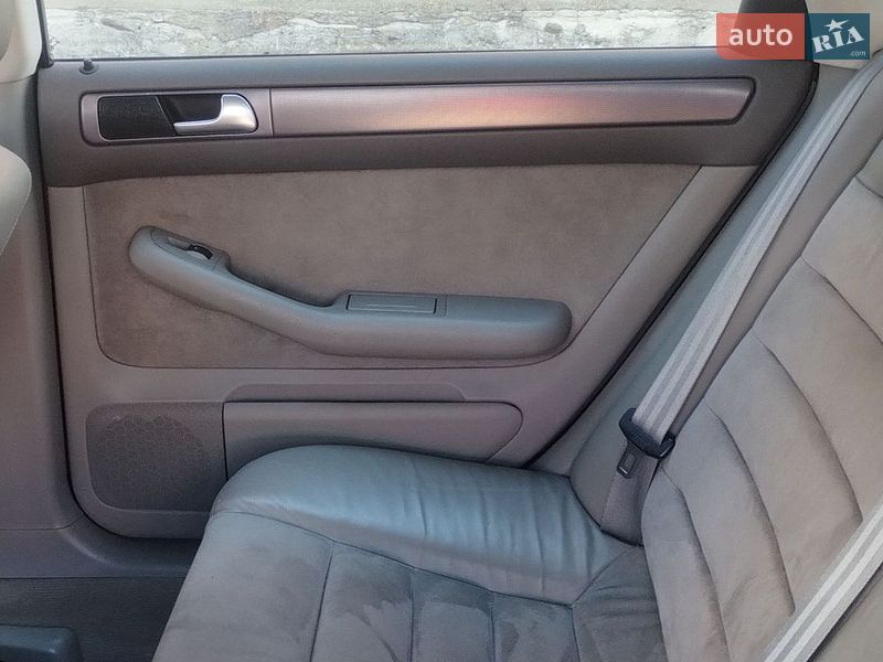 Універсал Audi A6 2004 в Костопілі