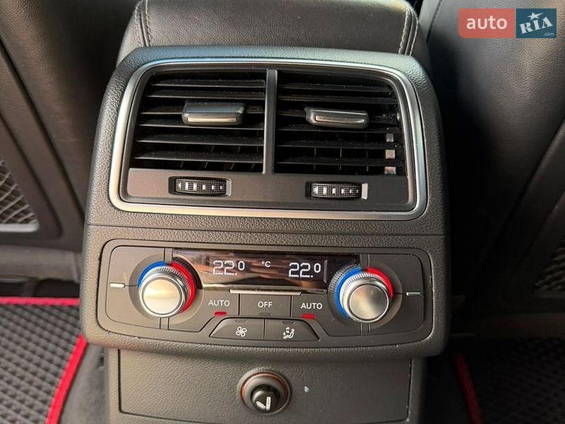 Універсал Audi A6 2012 в Новоселиці