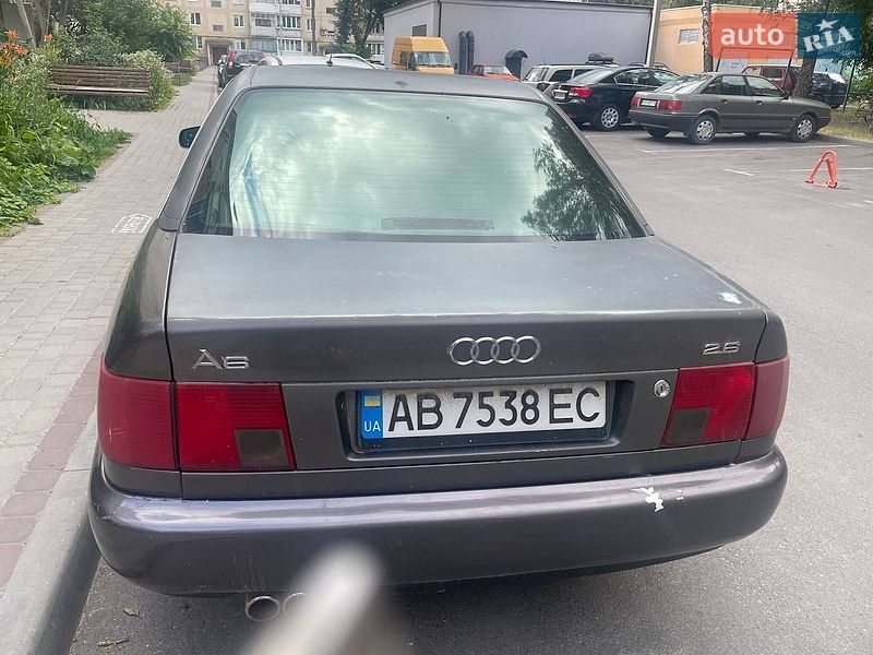 Седан Audi A6 1996 в Виннице