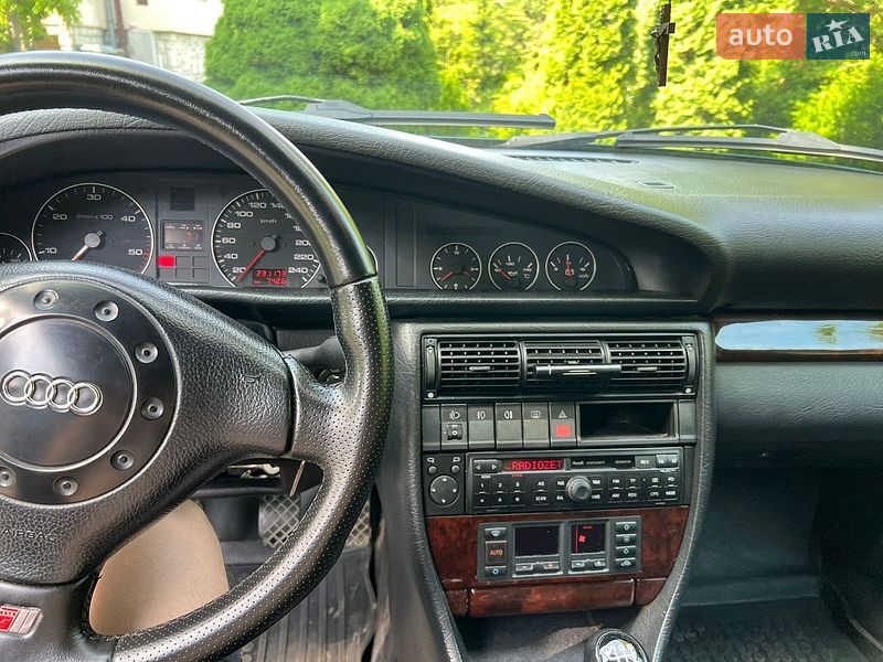 Універсал Audi A6 1996 в Городенці