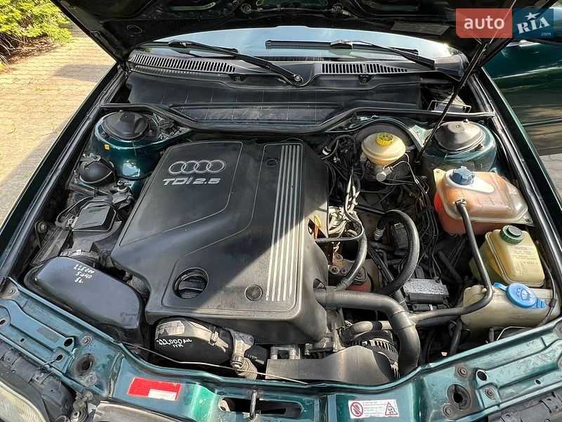 Універсал Audi A6 1996 в Городенці