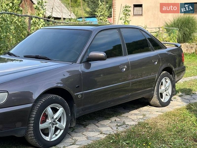 Седан Audi A6 1996 в Ганичах