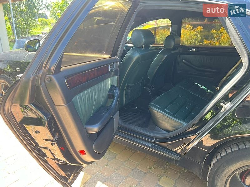 Седан Audi A6 1998 в Требухові