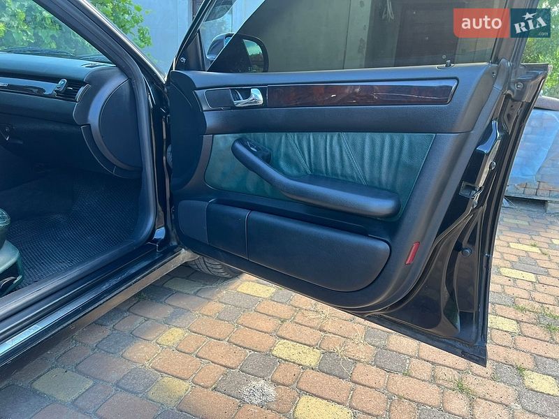 Седан Audi A6 1998 в Требухові