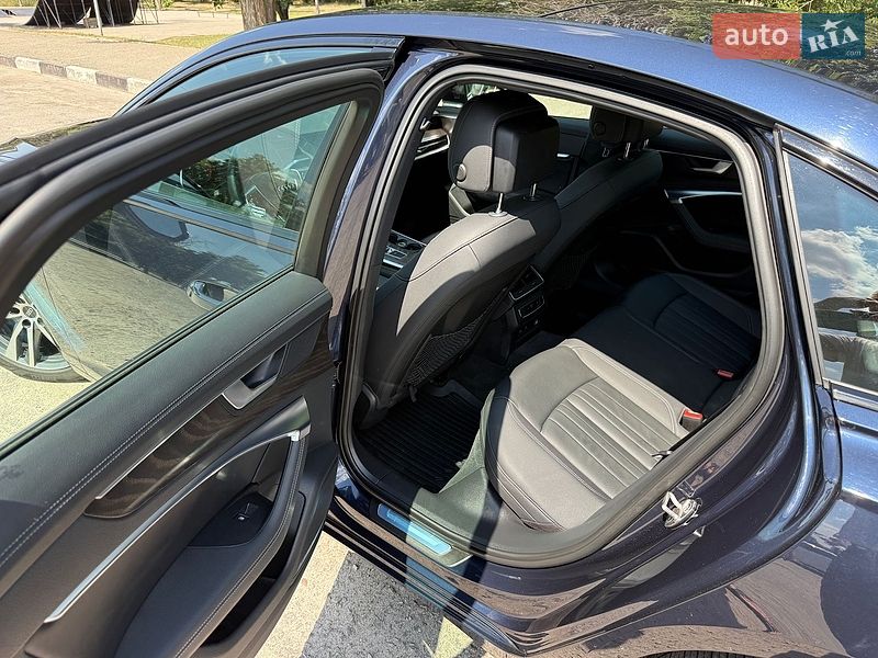 Седан Audi A6 2021 в Днепре