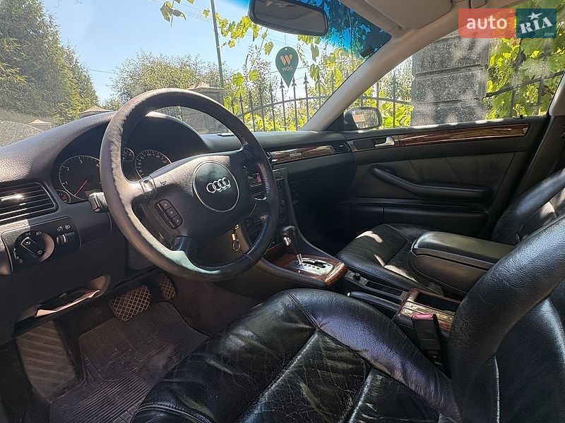 Седан Audi A6 2003 в Жовкве