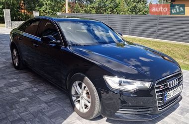 Седан Audi A6 2012 в Сарнах