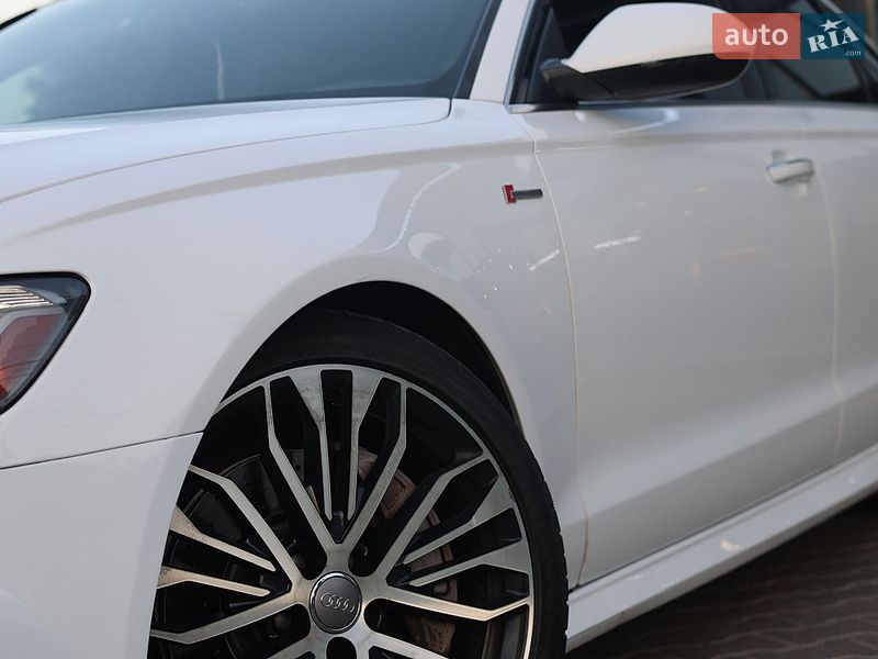 Седан Audi A6 2015 в Яготине