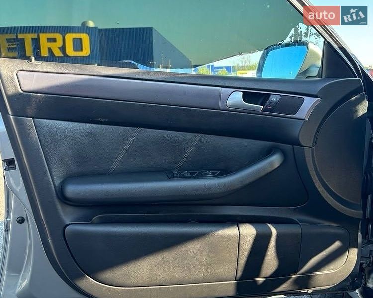 Седан Audi A6 2003 в Ровно