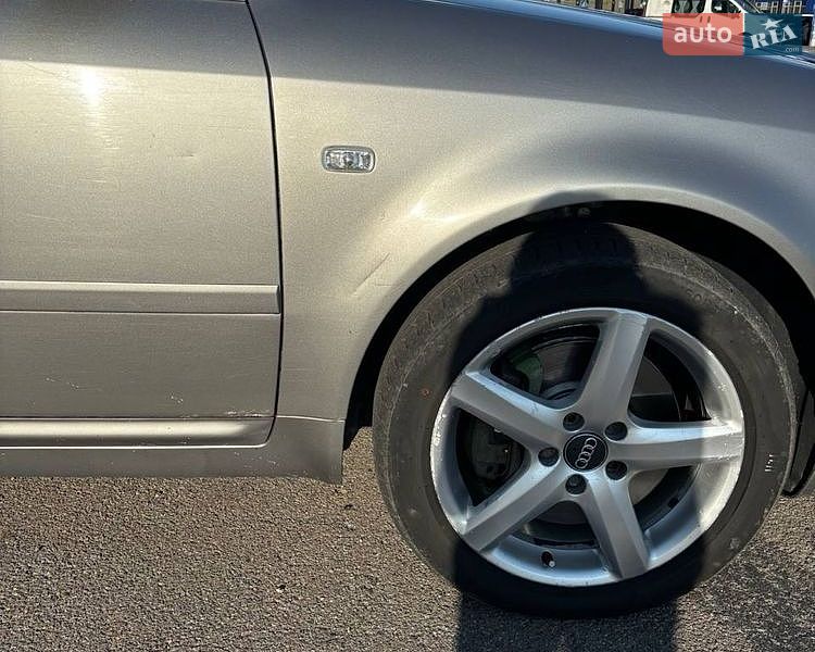 Седан Audi A6 2003 в Ровно