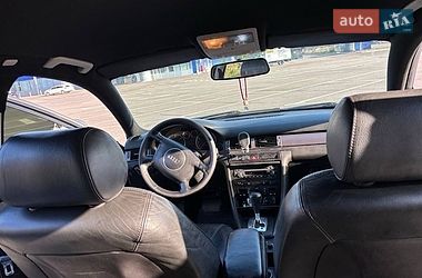 Седан Audi A6 2003 в Ровно