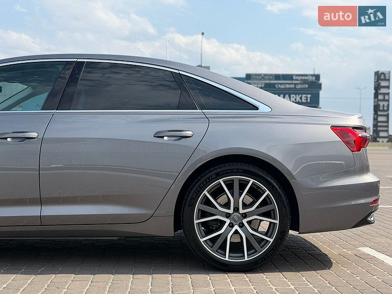 Седан Audi A6 2018 в Киеве