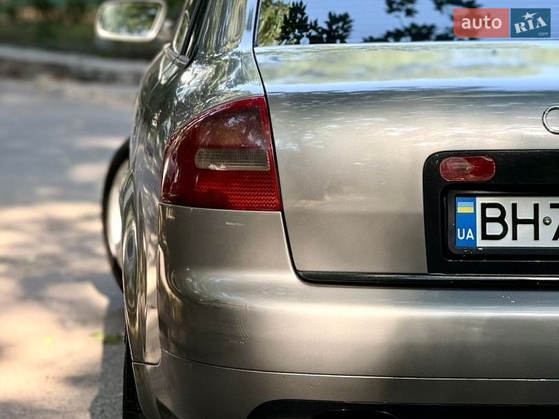 Седан Audi A6 2003 в Одессе
