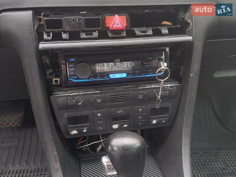 Универсал Audi A6 2004 в Киеве