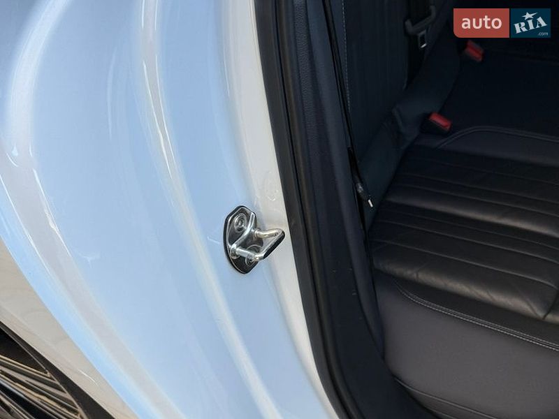 Седан Audi A6 2018 в Звягелі