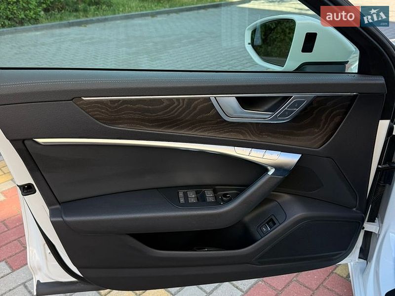 Седан Audi A6 2018 в Звягелі
