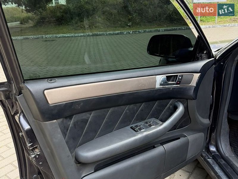 Седан Audi A6 1998 в Шполі