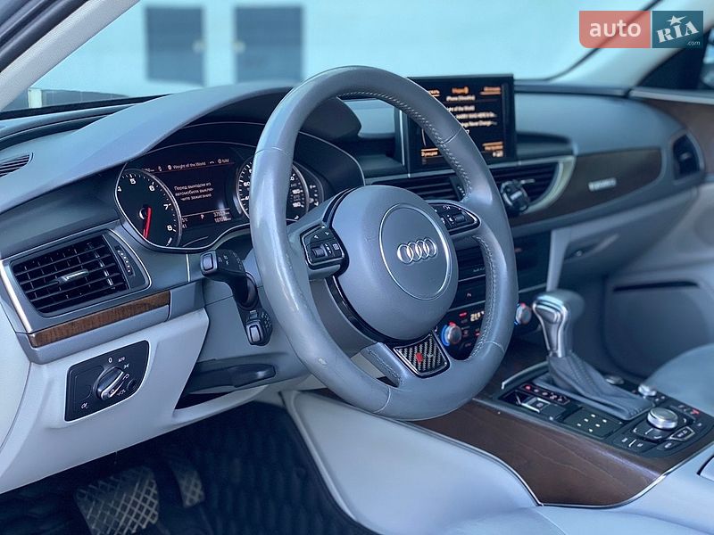 Седан Audi A6 2014 в Киеве