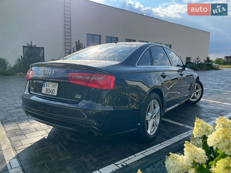 Седан Audi A6 2013 в Луцке