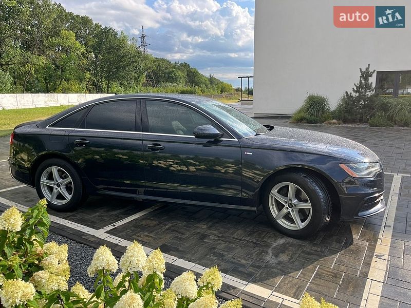 Седан Audi A6 2013 в Луцке