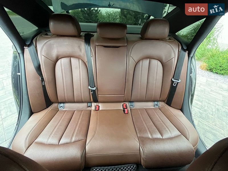 Седан Audi A6 2013 в Луцке