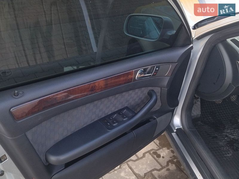 Седан Audi A6 1998 в Болграді