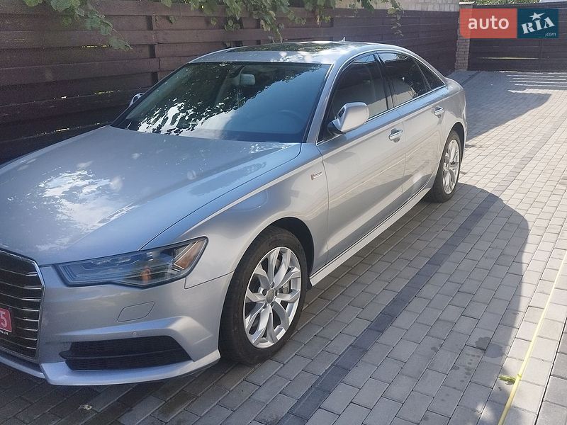 Седан Audi A6 2018 в Нововолинську