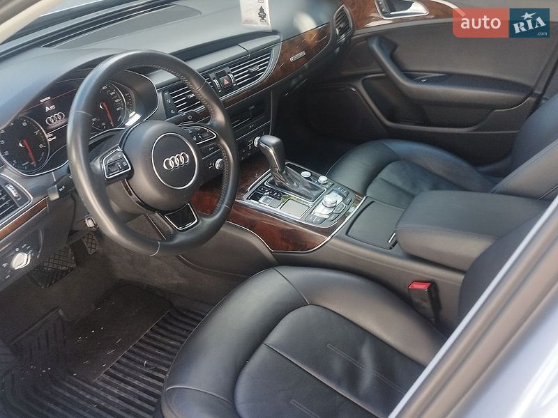 Седан Audi A6 2018 в Нововолинську
