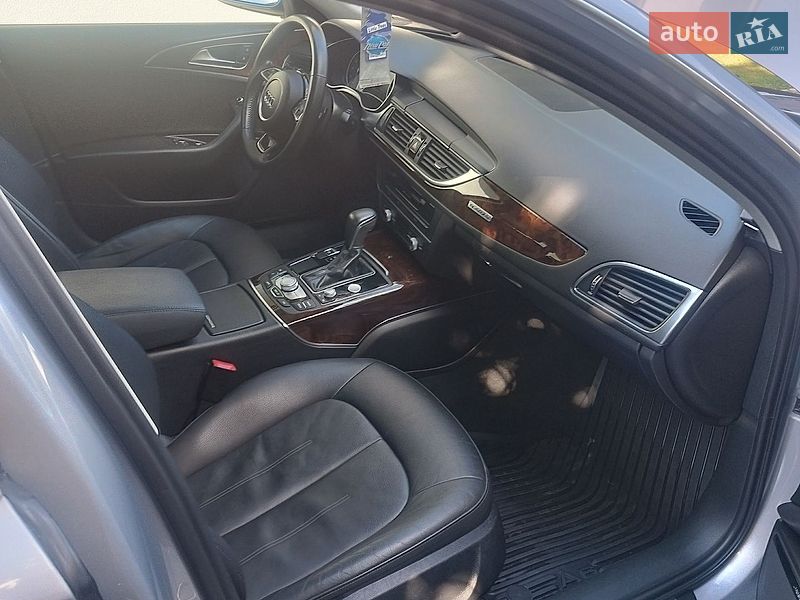 Седан Audi A6 2018 в Нововолинську