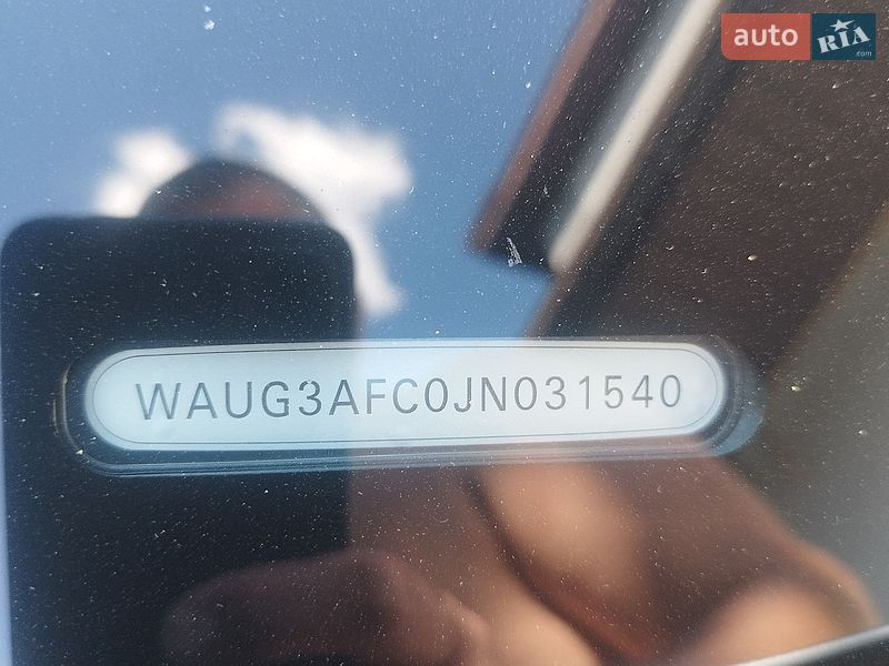 Седан Audi A6 2018 в Нововолинську